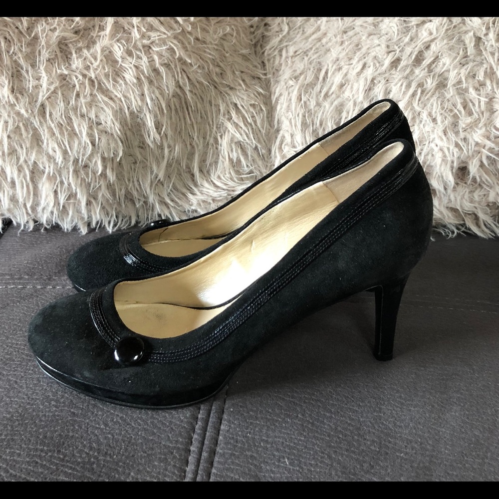 🩷SOLD❤️NINE WEST Black Suede Heels Size 8.5 - Picture 5 of 10